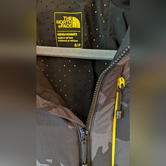 North Face puffer - Picture 2 of 3